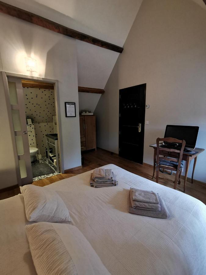 Bed and Breakfast Le Petit Moulin Faverelles Экстерьер фото